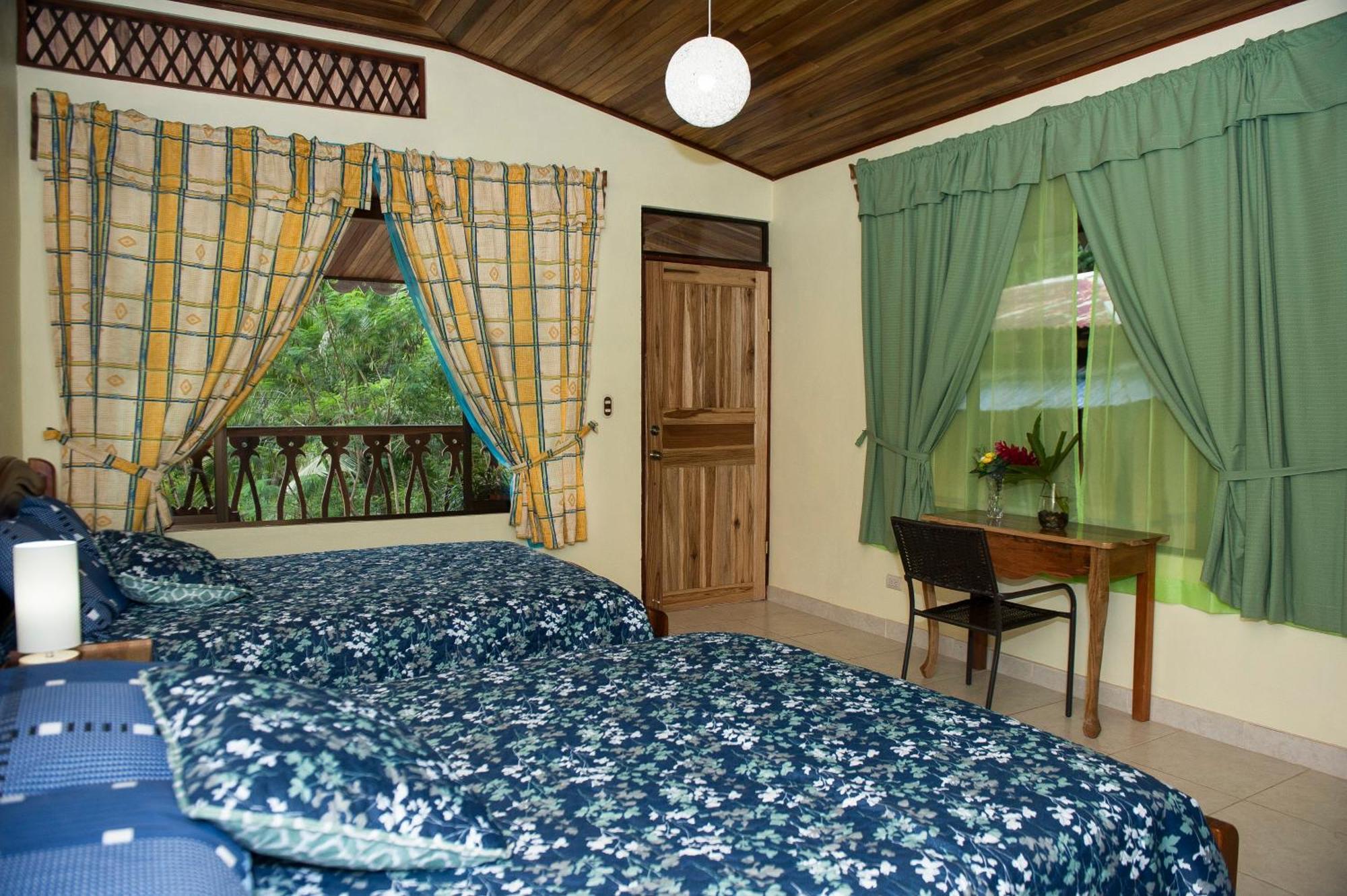 Hotel Sunshine Caribe Puerto Viejo de Talamanca 外观 照片