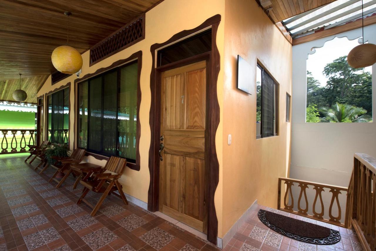 Hotel Sunshine Caribe Puerto Viejo de Talamanca 外观 照片