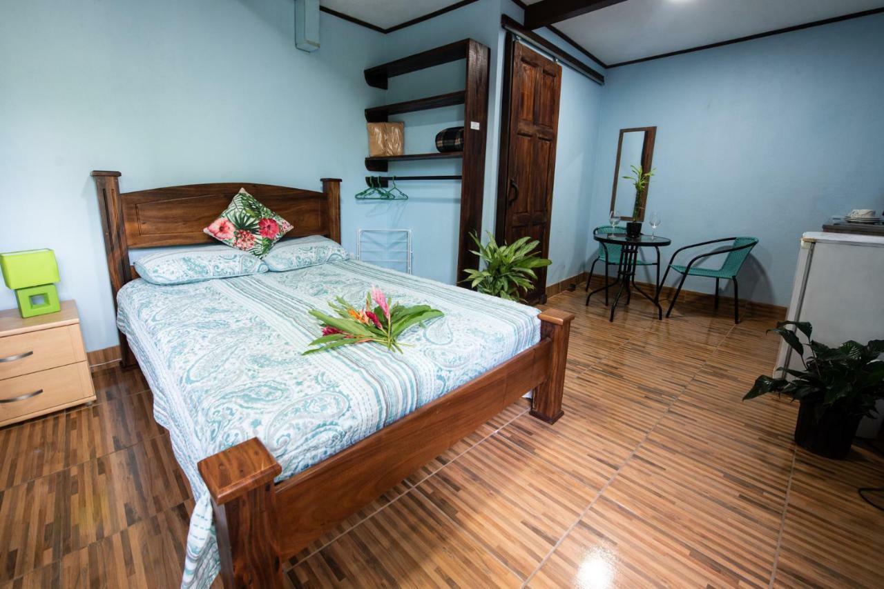 Hotel Sunshine Caribe Puerto Viejo de Talamanca 外观 照片
