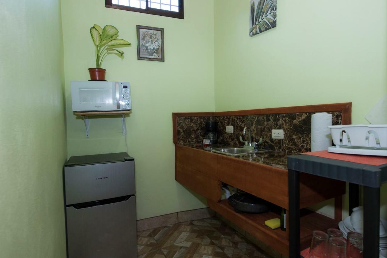 Hotel Sunshine Caribe Puerto Viejo de Talamanca 外观 照片